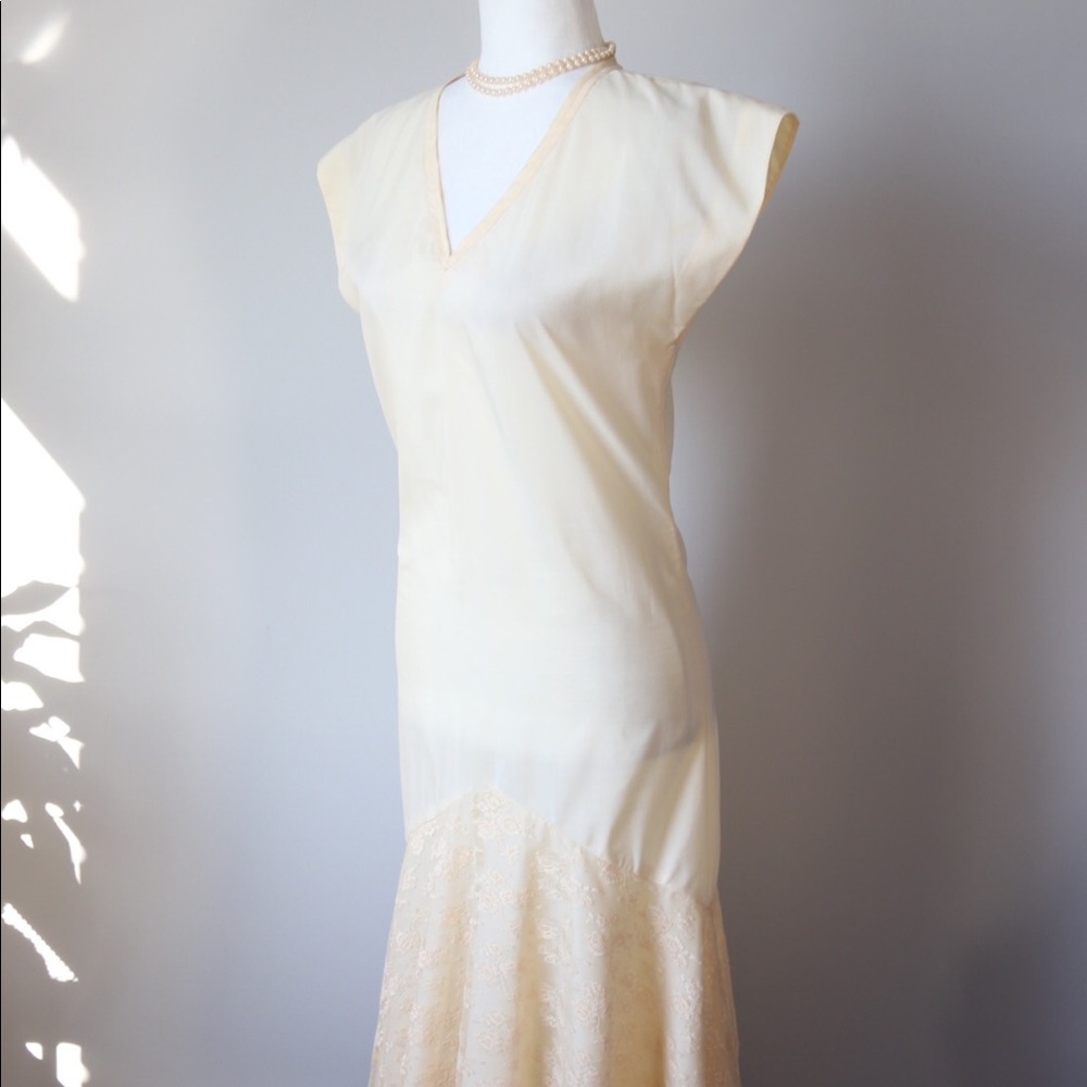 50’s cream dress with partial lace skirt